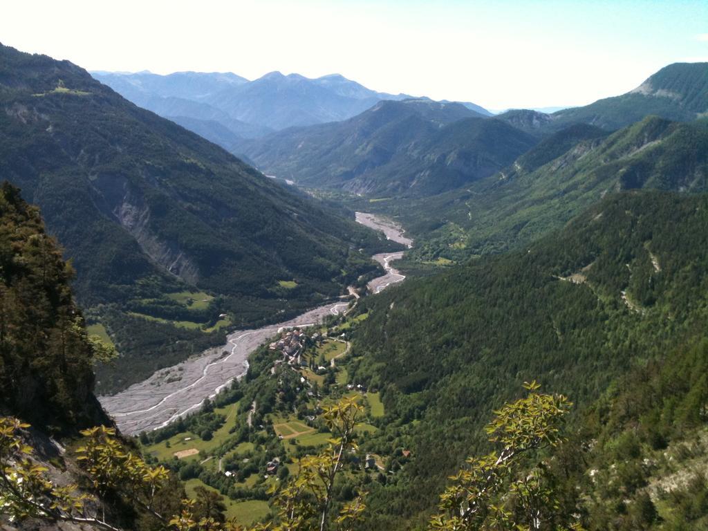 Gite Le Pelens Saint-Martin-dʼEntraunes エクステリア 写真